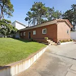 Moradia Pinheiro Manso Apúlia