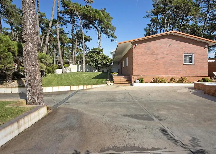 Moradia Pinheiro Manso * Apúlia