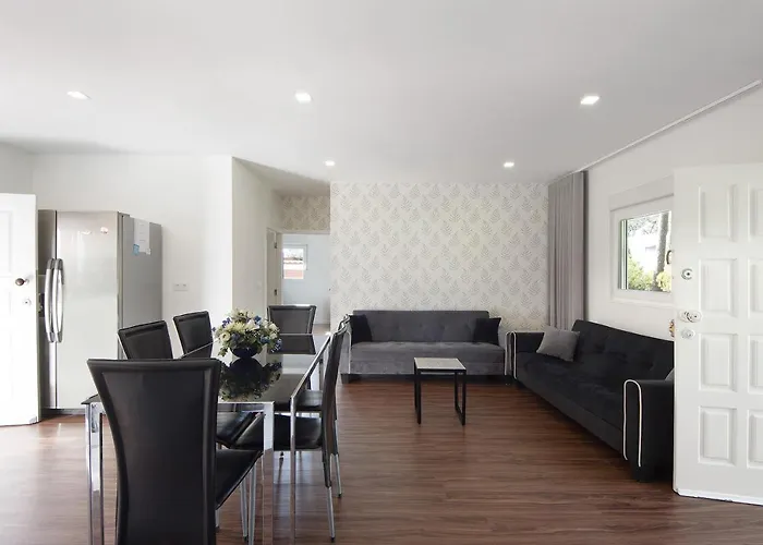 Moradia Pinheiro Manso Feriehus Apúlia