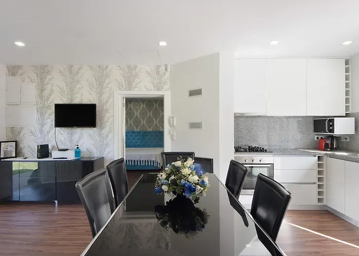 Moradia Pinheiro Manso Feriehus