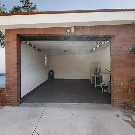 Moradia Pinheiro Manso *