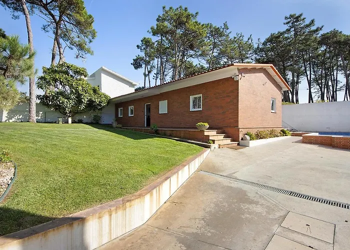 Moradia Pinheiro Manso Apúlia